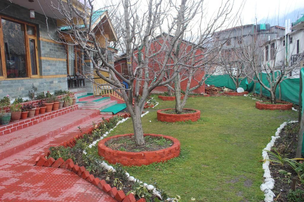 Gezellig Inn - Tree Hill Cottages & Kanyal Villas Manali  Exterior photo